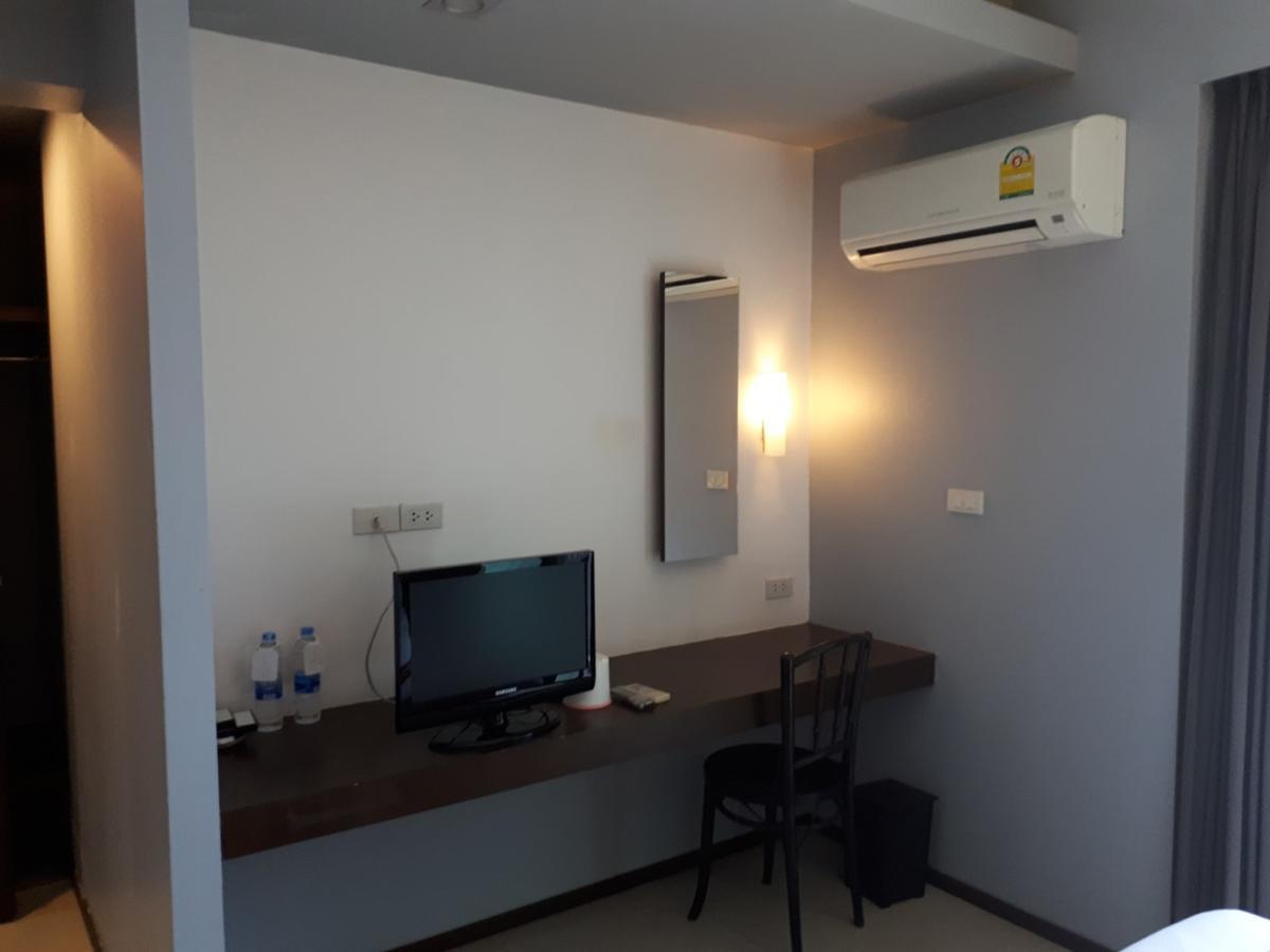 At One Inn Hualampong Bangkok Eksteriør bilde